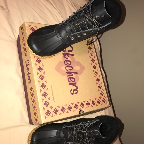 skechers hampshire manchester duck boot